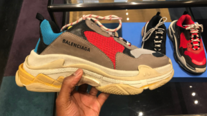 chunky sneaker trend