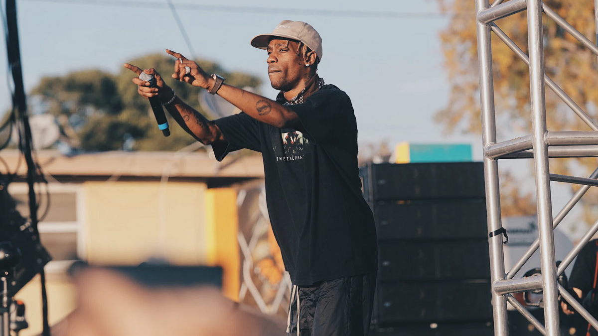 Travis Scott Outfits